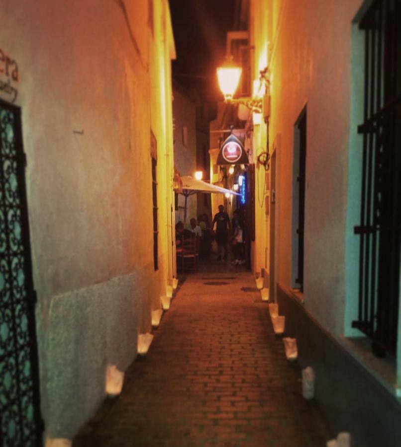 Moreno De Mora * Tarifa